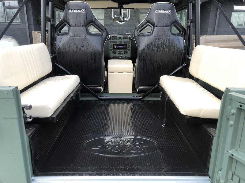 Land Rover Defender 90 TDCi - U1269