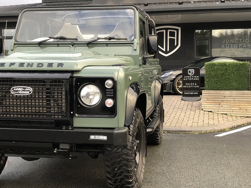 Land Rover Defender 90 TDCi - U1269