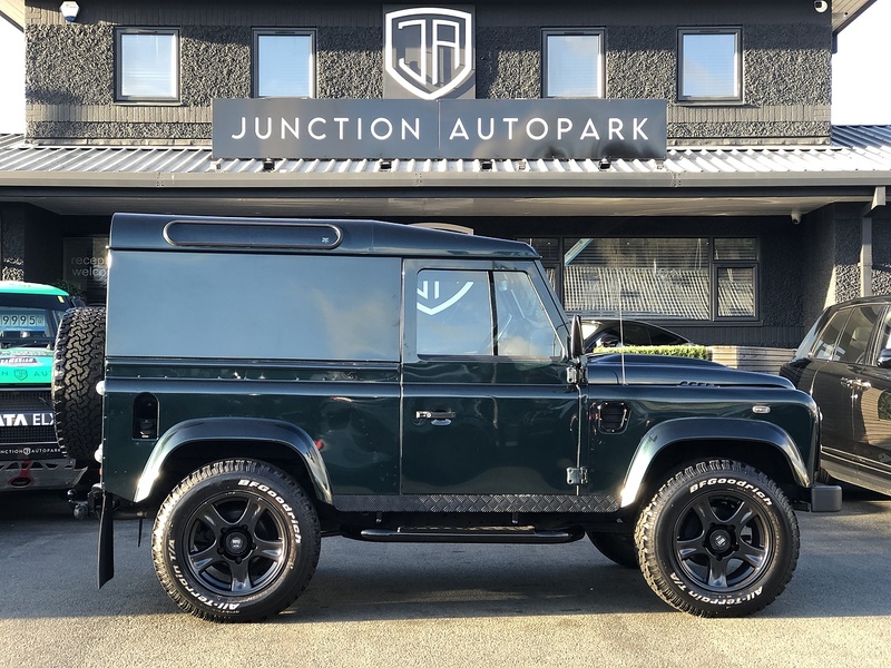 Land Rover Defender 90 TDCi XS - U1441