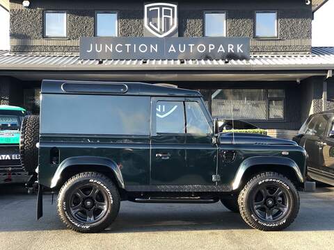 Land Rover Defender 90 TDCi XS - U1441