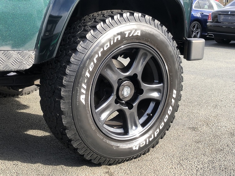 Land Rover Defender 90 TDCi XS - U1441