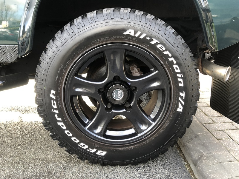 Land Rover Defender 90 TDCi XS - U1441