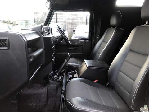 Land Rover Defender 90 TDCi XS - U1441