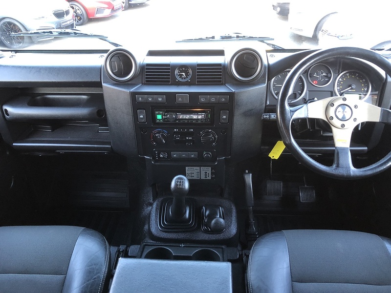 Land Rover Defender 90 TDCi XS - U1441