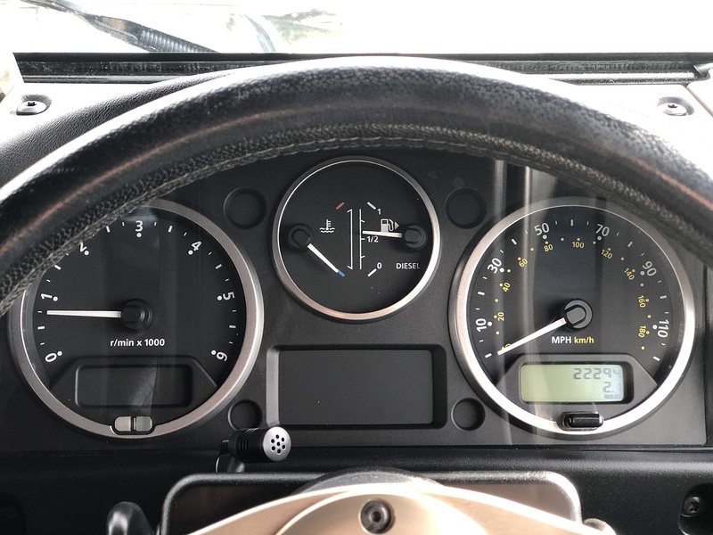 Land Rover Defender 90 TDCi XS - U1441