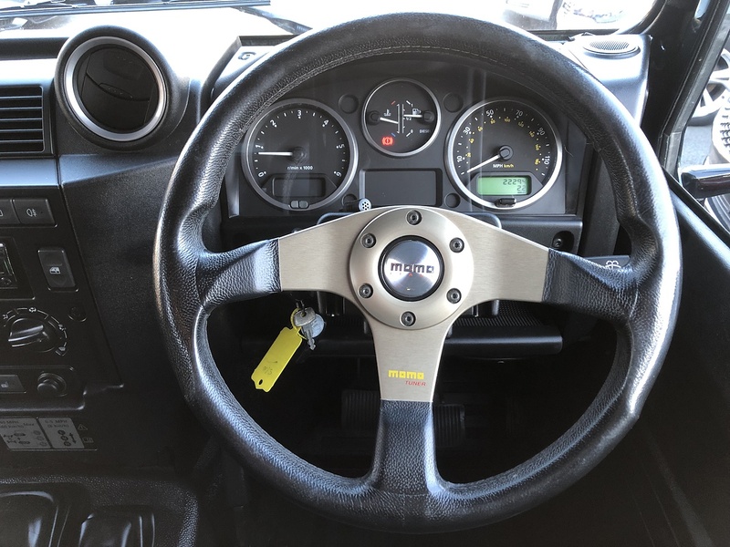 Land Rover Defender 90 TDCi XS - U1441