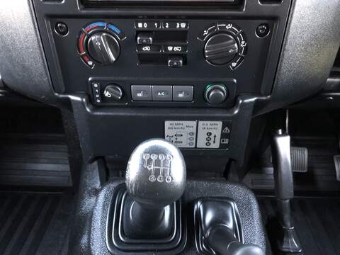 Land Rover Defender 90 TDCi XS - U1441