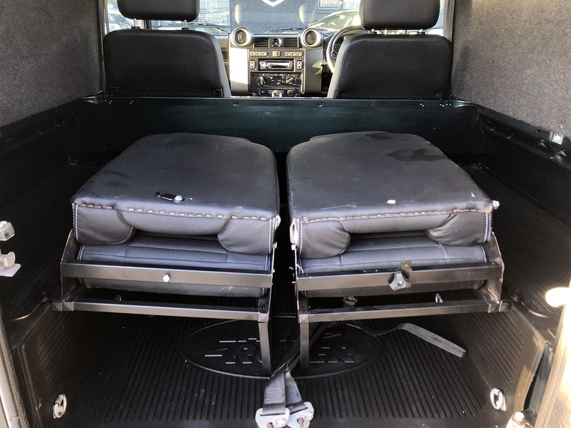 Land Rover Defender 90 TDCi XS - U1441