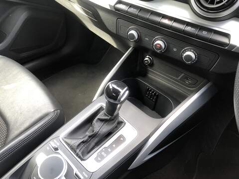 Audi Q2 TFSI CoD S line - U1461