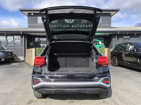 Audi Q2 TFSI CoD S line - U1461