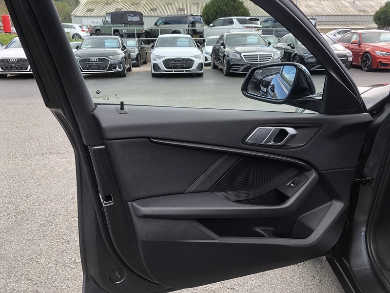 BMW 1 Series 118i Sport - U1500