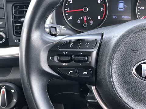 Kia Stonic T-GDi 2 - U1542