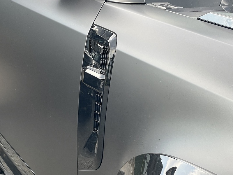 Land Rover Defender 90 D200 MHEV - U1552