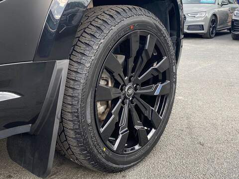 Land Rover Defender 90 D200 MHEV - U1552