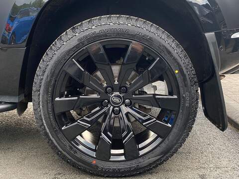 Land Rover Defender 90 D200 MHEV - U1552