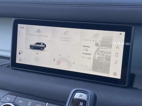 Land Rover Defender 90 D200 MHEV - U1552