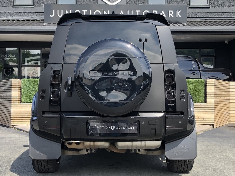 Land Rover Defender 90 D200 MHEV - U1552