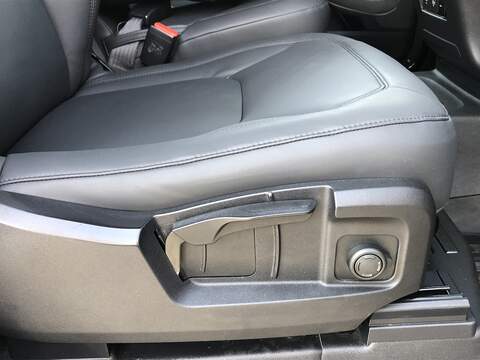 Land Rover Defender 90 D200 MHEV - U1552