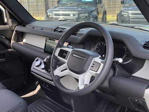 Land Rover Defender 90 D200 MHEV - U1552