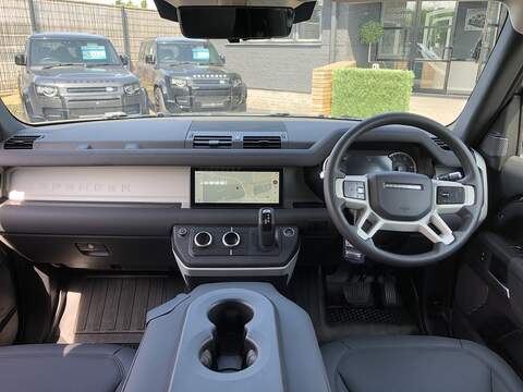 Land Rover Defender 90 D200 MHEV - U1552