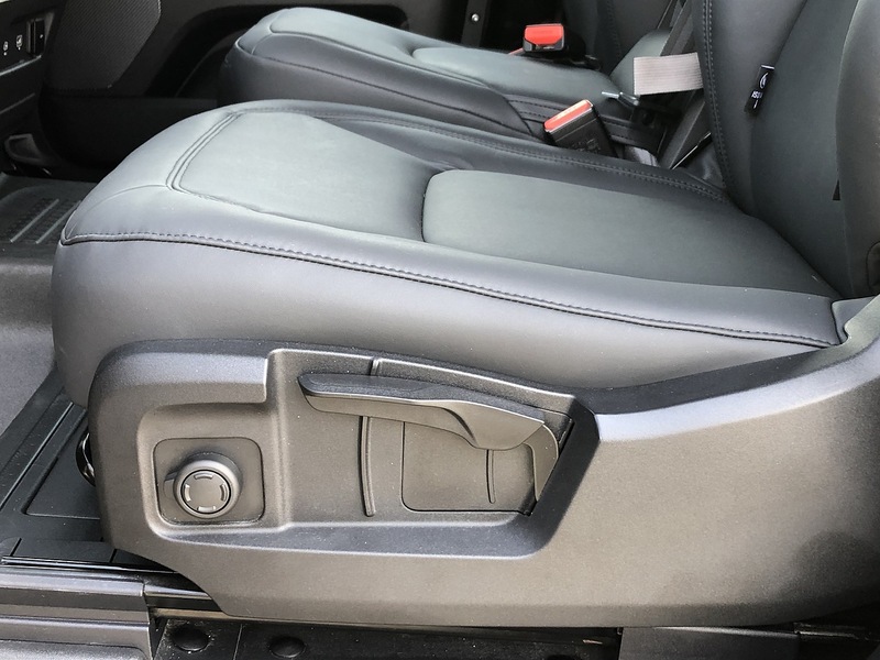 Land Rover Defender 90 D200 MHEV - U1552