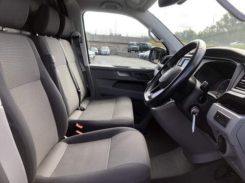 Volkswagen Transporter TDI T28 Highline - U1571