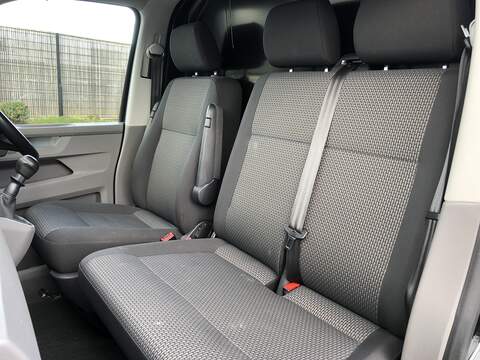 Volkswagen Transporter TDI T28 Highline - U1571