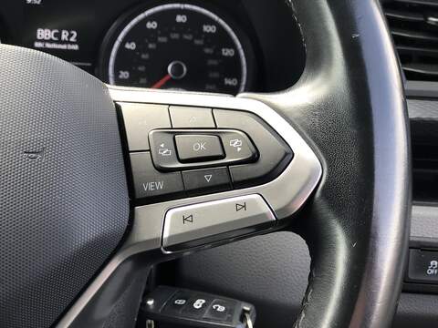 Volkswagen Transporter TDI T28 Highline - U1571