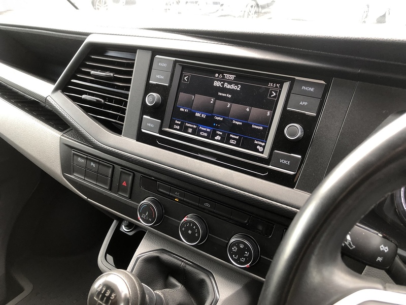 Volkswagen Transporter TDI T28 Highline - U1571