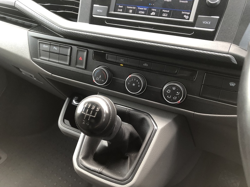 Volkswagen Transporter TDI T28 Highline - U1571