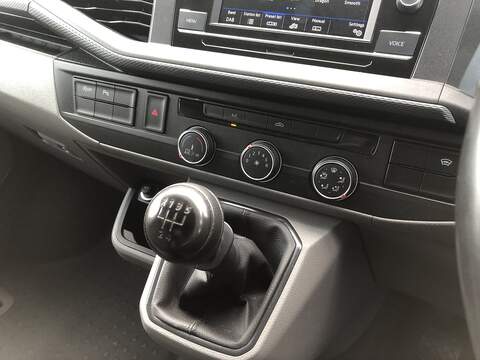 Volkswagen Transporter TDI T28 Highline - U1571