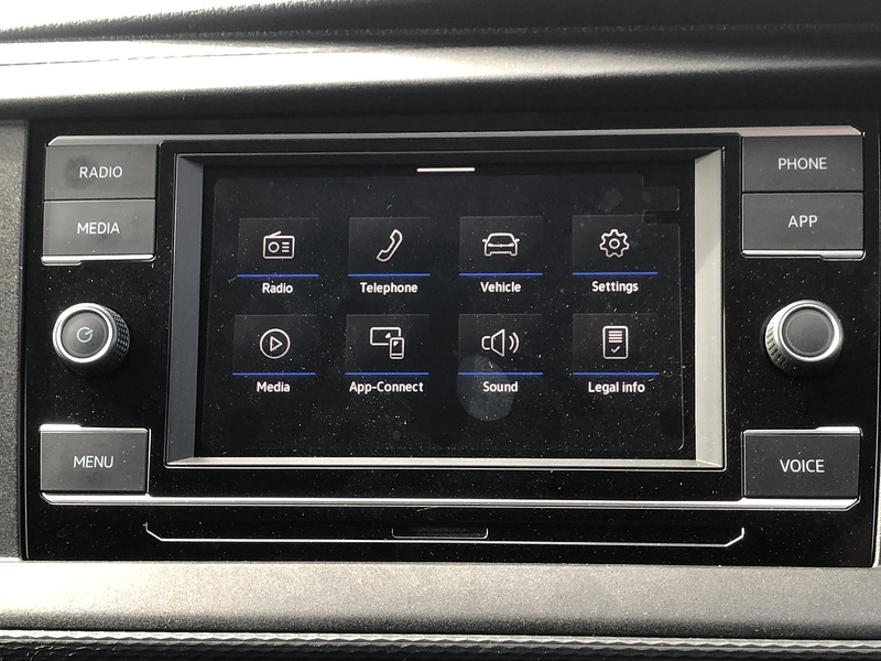 Volkswagen Transporter TDI T28 Highline - U1571