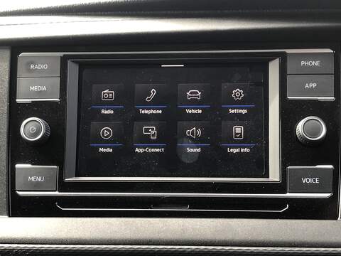 Volkswagen Transporter TDI T28 Highline - U1571