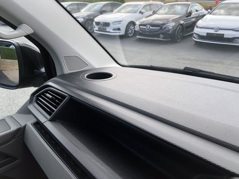 Volkswagen Transporter TDI T28 Highline - U1571