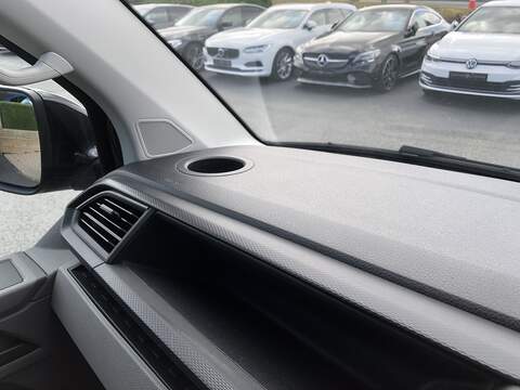 Volkswagen Transporter TDI T28 Highline - U1571