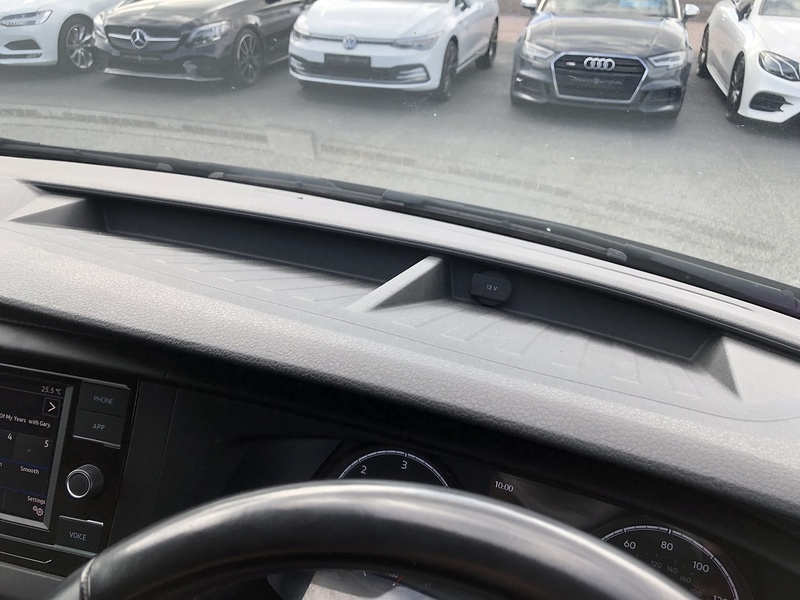 Volkswagen Transporter TDI T28 Highline - U1571