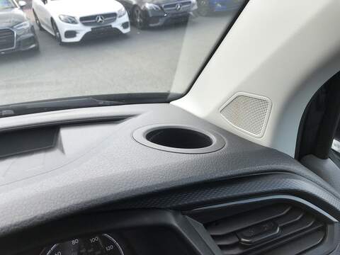 Volkswagen Transporter TDI T28 Highline - U1571