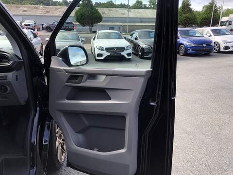 Volkswagen Transporter TDI T28 Highline - U1571