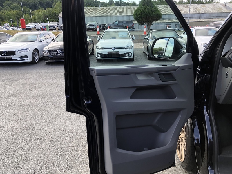 Volkswagen Transporter TDI T28 Highline - U1571