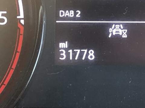 Volkswagen Transporter TDI T28 Highline - U1571