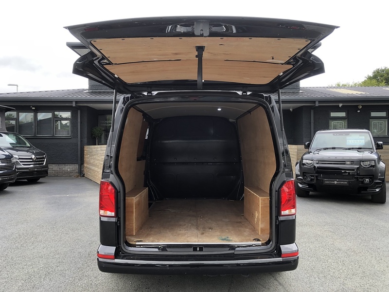 Volkswagen Transporter TDI T28 Highline - U1571