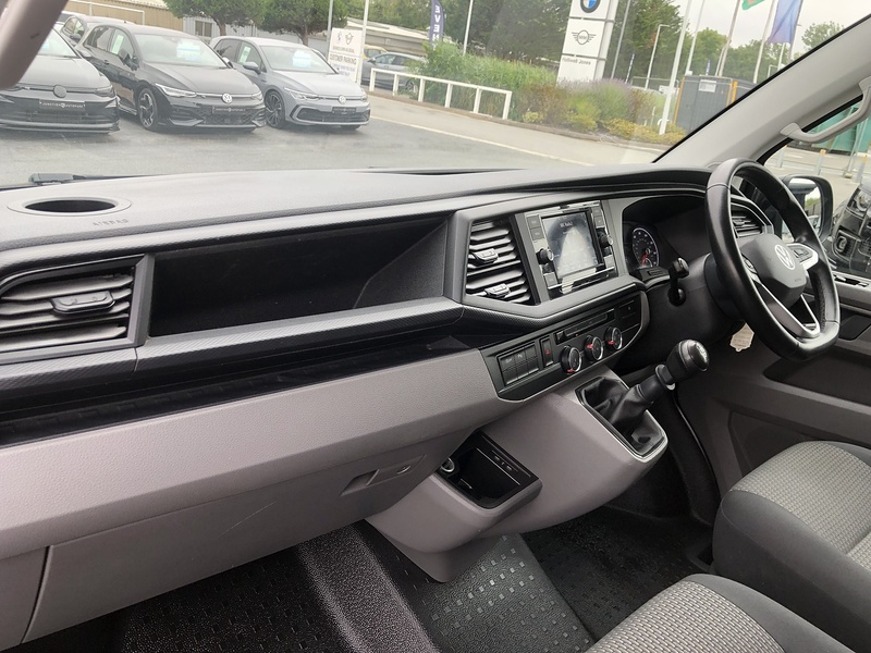 Volkswagen Transporter TDI T28 Highline - U1572