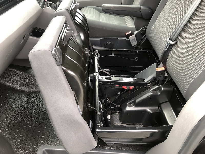 Volkswagen Transporter TDI T28 Highline - U1572