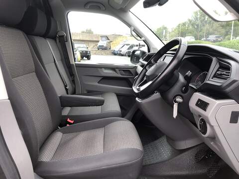Volkswagen Transporter TDI T28 Highline - U1572