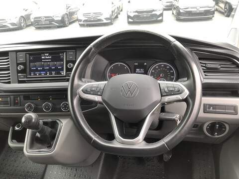 Volkswagen Transporter TDI T28 Highline - U1572