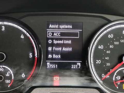 Volkswagen Transporter TDI T28 Highline - U1572