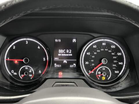 Volkswagen Transporter TDI T28 Highline - U1572