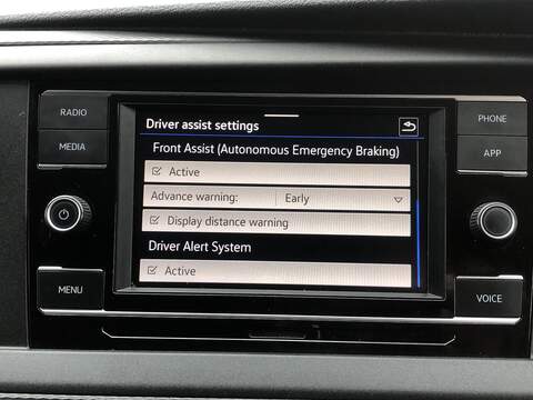 Volkswagen Transporter TDI T28 Highline - U1572