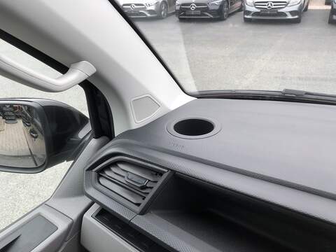 Volkswagen Transporter TDI T28 Highline - U1572