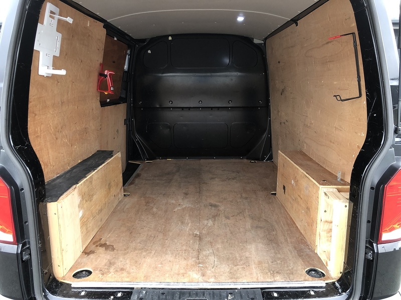 Volkswagen Transporter TDI T28 Highline - U1572